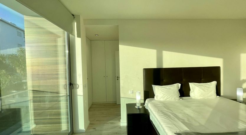 Photo of Sun-Scented Eyes