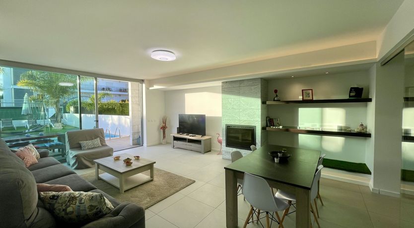 Photo of Sun-Scented Eyes