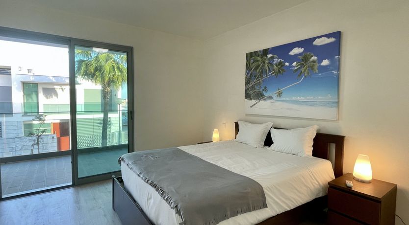 Photo of Sun-Scented Eyes