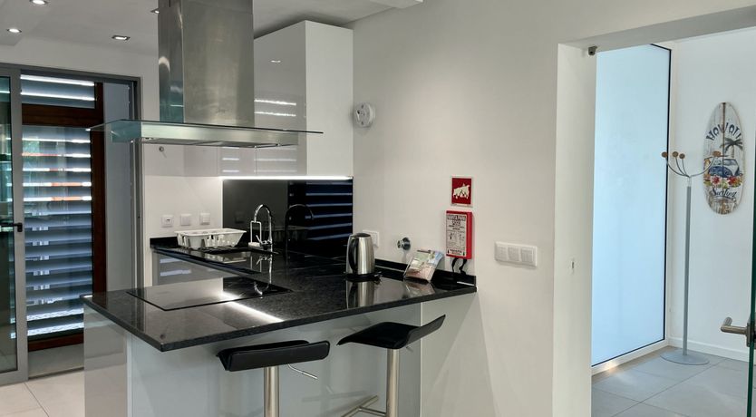 Photo of Sun-Scented Eyes