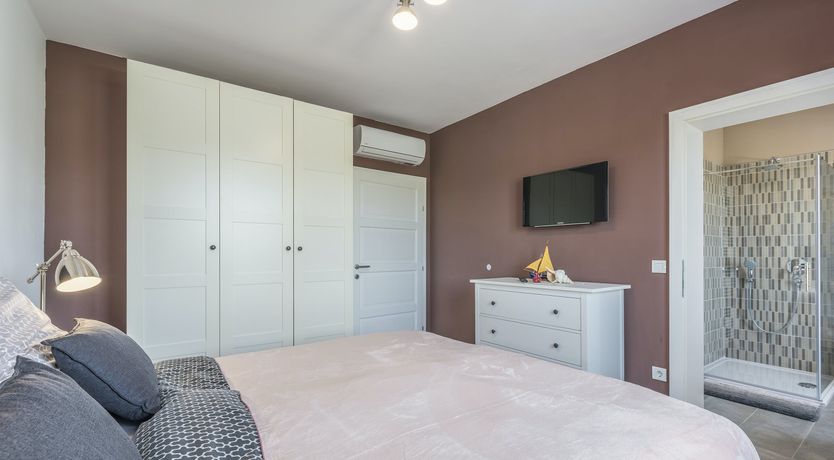 Photo of Blooms & Breezes