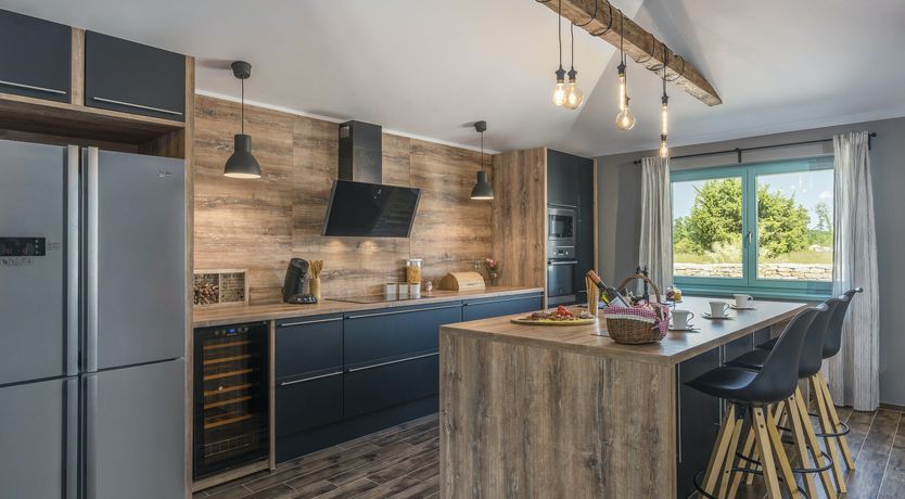 Photo of Blooms & Breezes