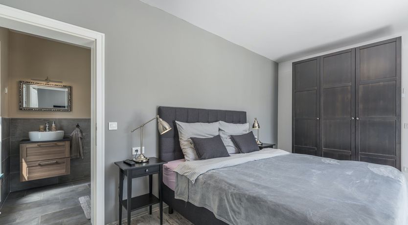 Photo of Blooms & Breezes