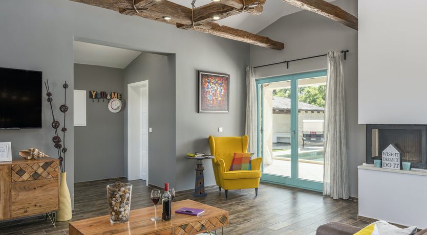 Photo of Blooms & Breezes