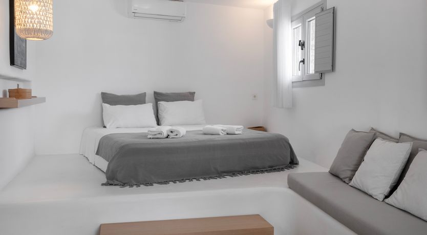 Photo of The Glittering Blue