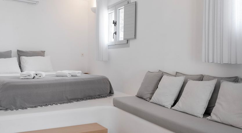 Photo of The Glittering Blue