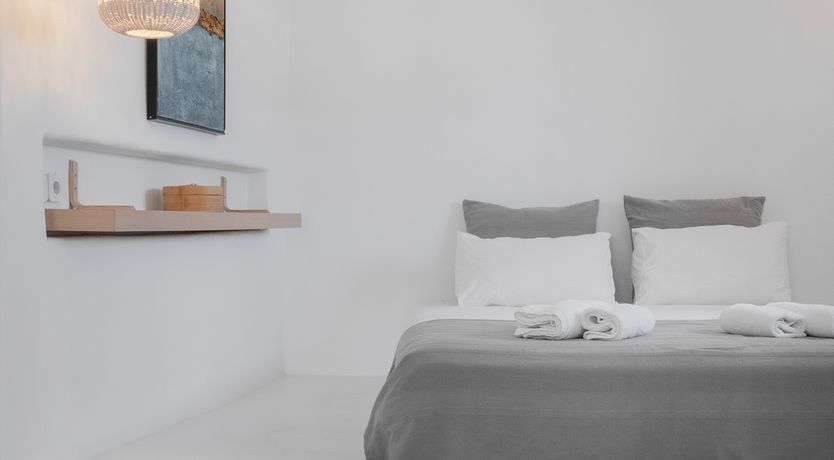 Photo of The Glittering Blue