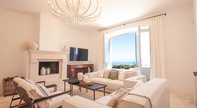 Photo of Blue Moon Place