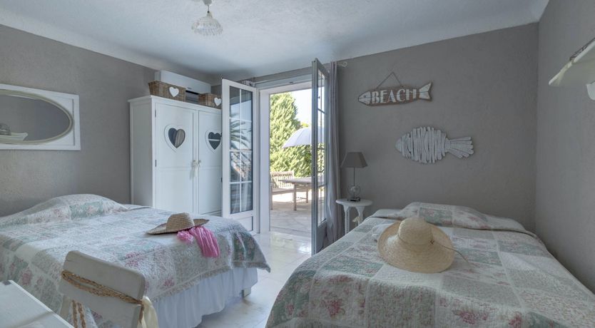 Photo of The Rose of the Hills