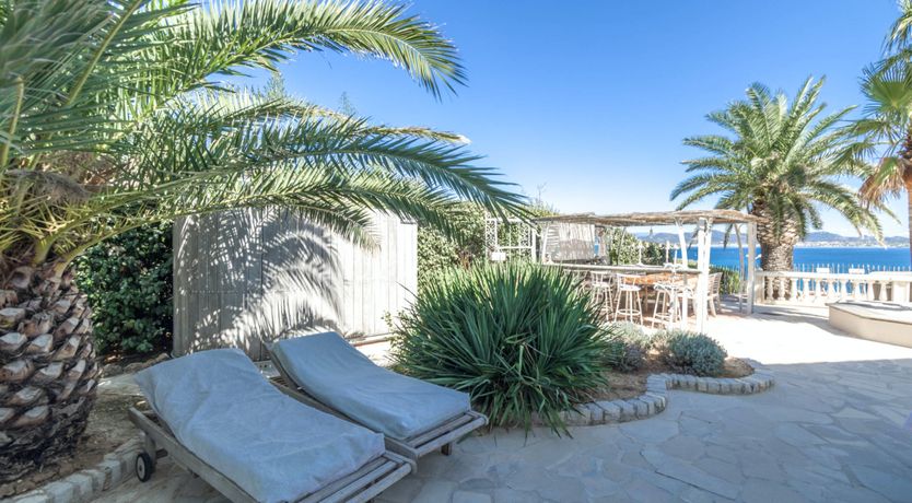 Photo of The Rose of the Hills