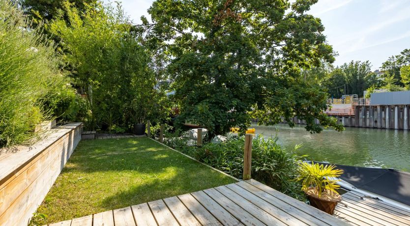 Photo of Seine View Retreat