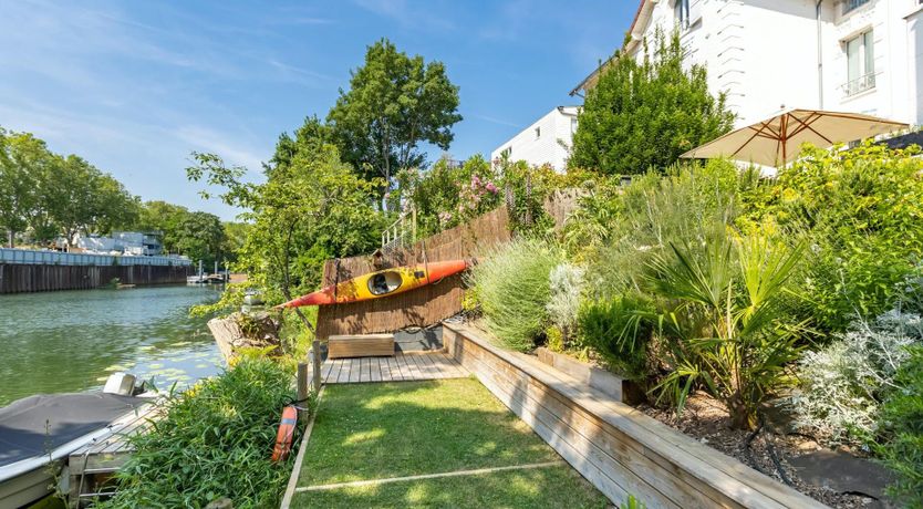 Photo of Seine View Retreat