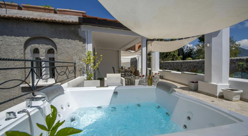 Photo of The Rose of Ravello