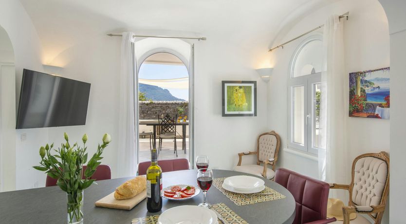 Photo of The Rose of Ravello