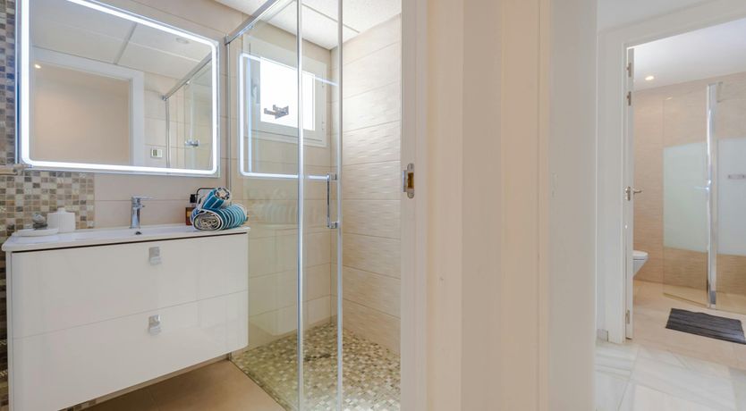 Photo of The Sea Emerald