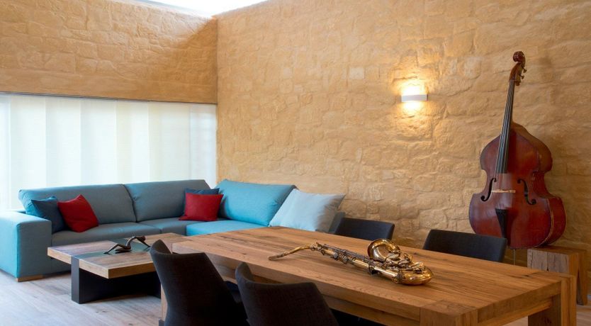 Photo of Psilolia Olive