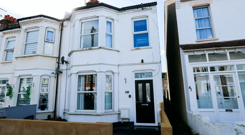 Photo of The Lighthousekeeper's Daughter