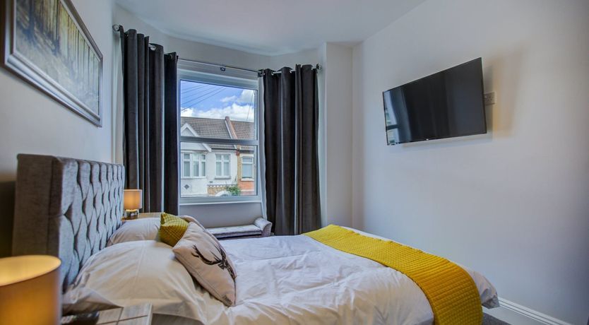 Photo of The Lighthousekeeper's Daughter