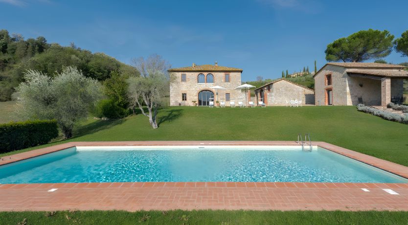 Photo of Siena Ceremony