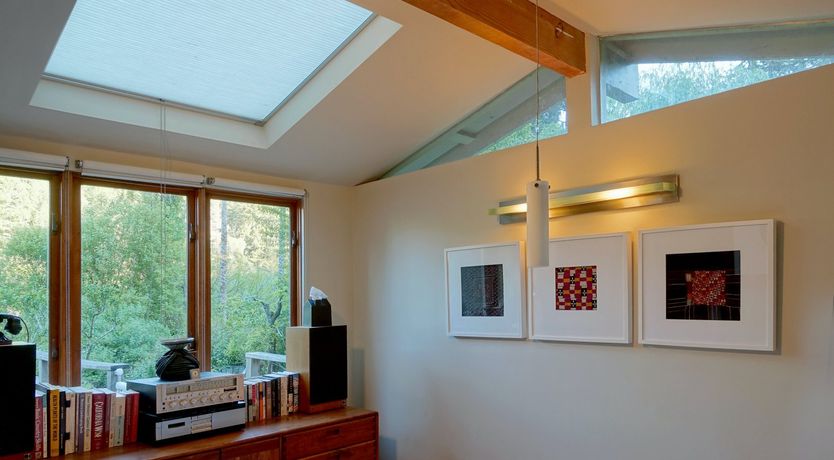 Photo of The White Cloud