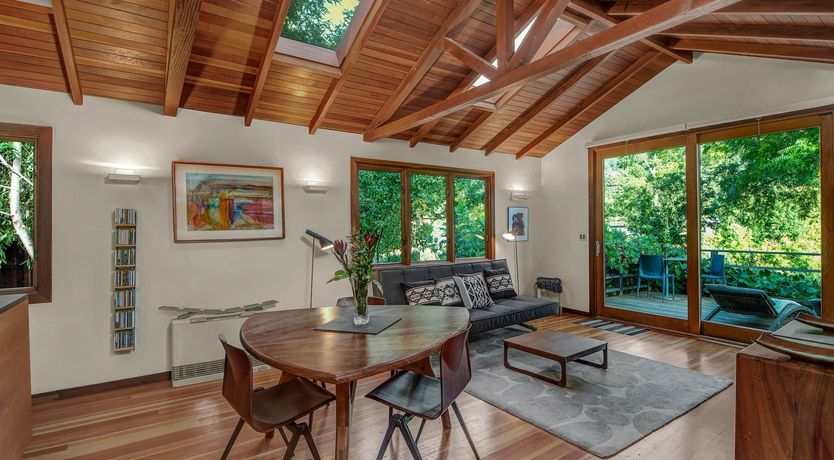 Photo of The White Cloud