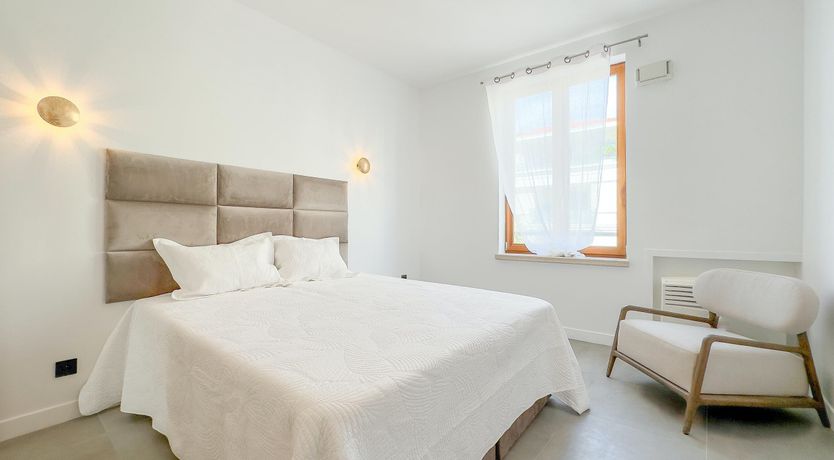 Photo of Champagne & Cannes