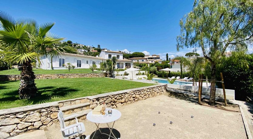 Photo of Summer's Gaze