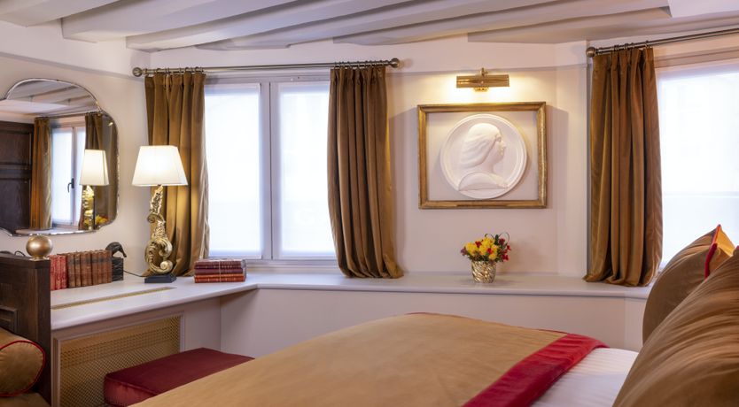 Photo of Little Parisienne