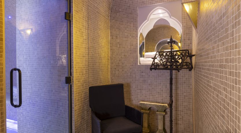 Photo of Little Parisienne