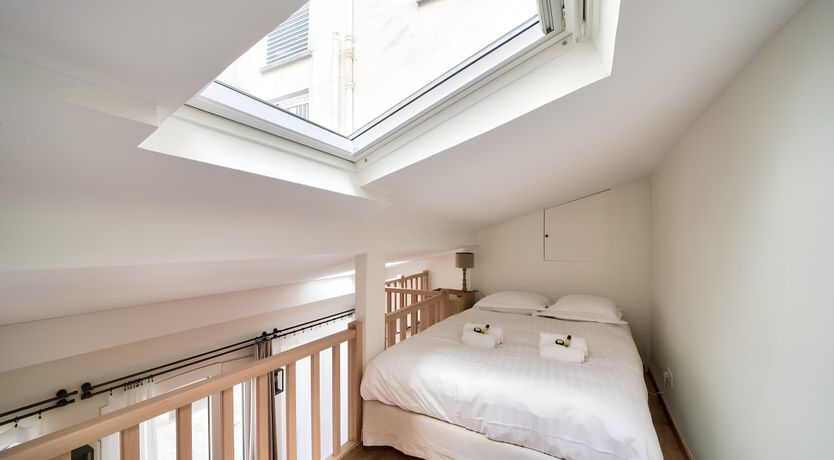 Photo of The Tour Guide