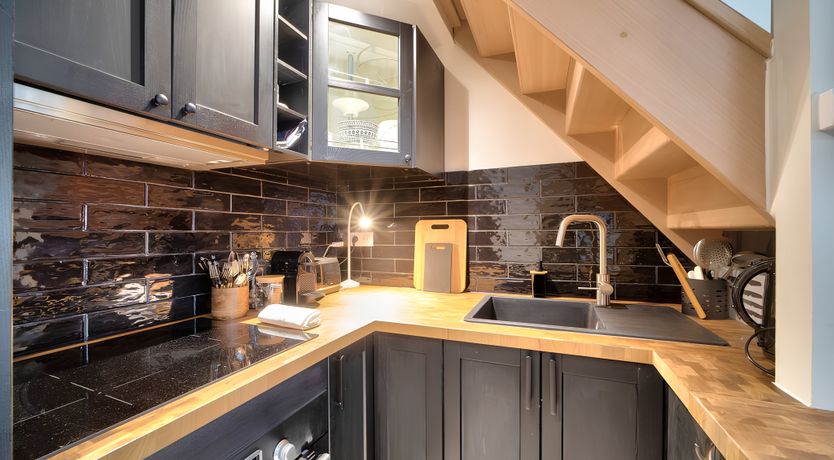 Photo of The Tour Guide