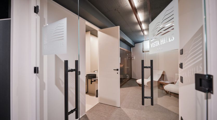 Photo of Emerald Echo