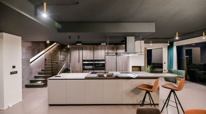 Photo of Emerald Echo