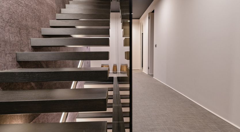 Photo of Emerald Echo