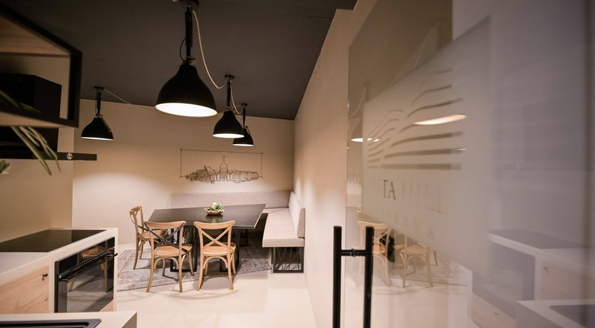 Photo of Emerald Echo