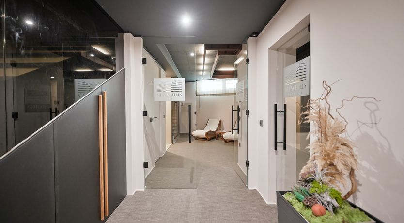 Photo of Emerald Echo