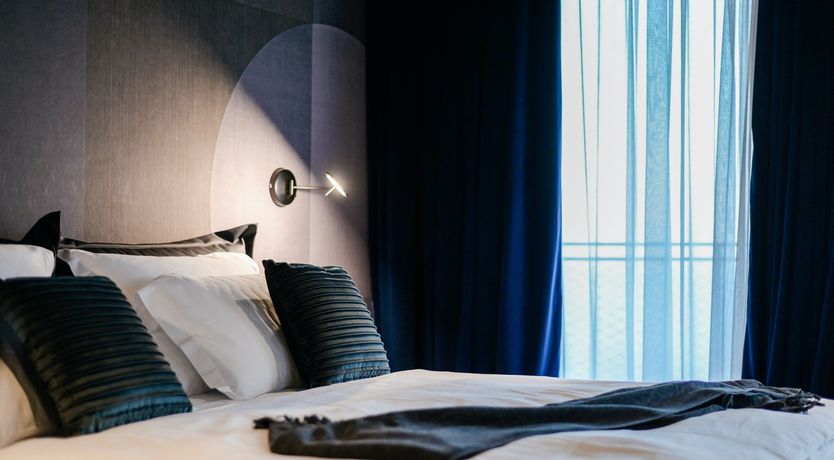 Photo of Emerald Echo