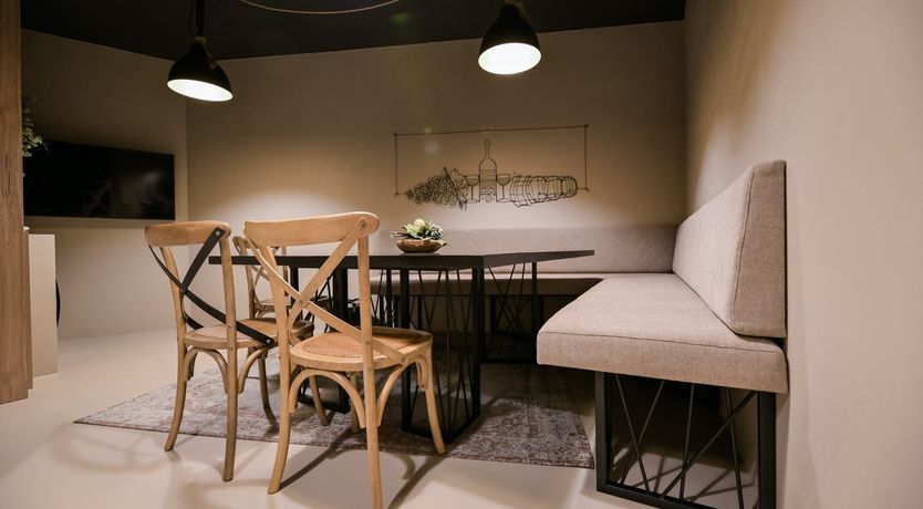 Photo of Emerald Echo