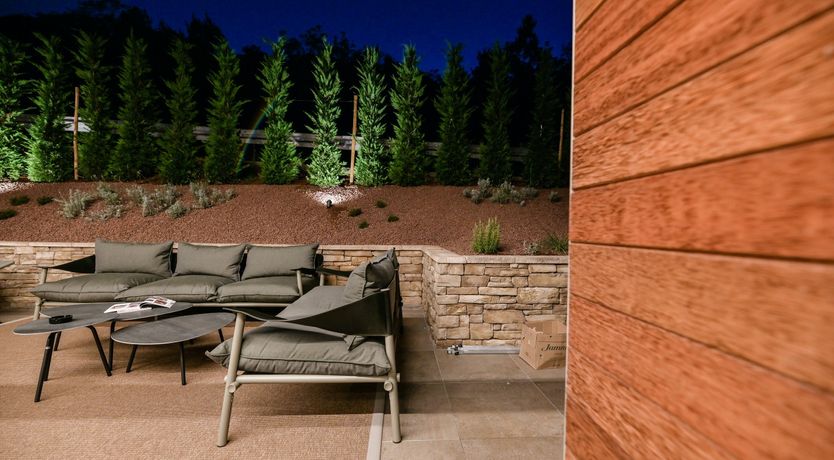 Photo of Emerald Echo