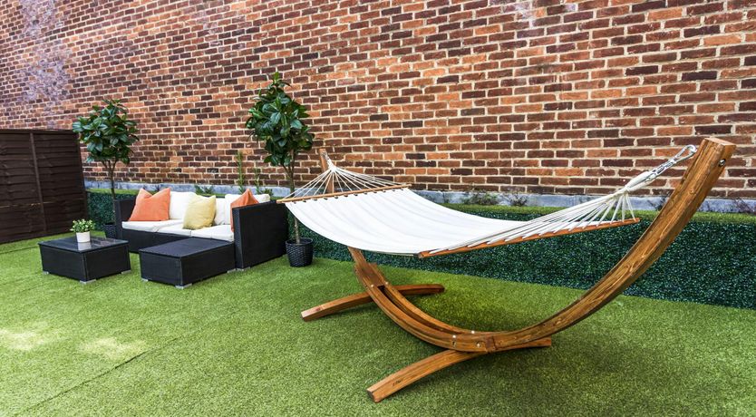 Photo of The Modern Mystique