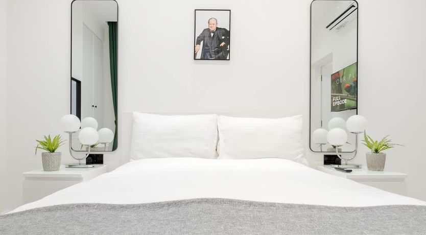 Photo of The Modern Mystique