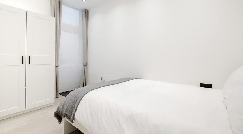 Photo of The Modern Mystique