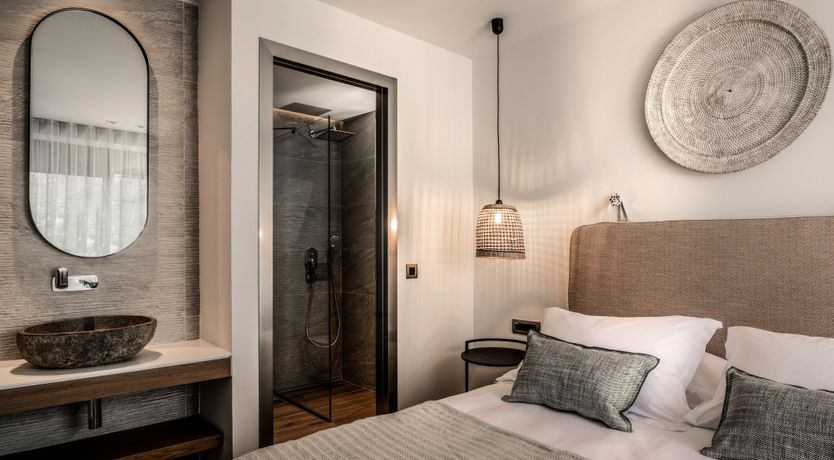 Photo of The Sun On Your Shoulders