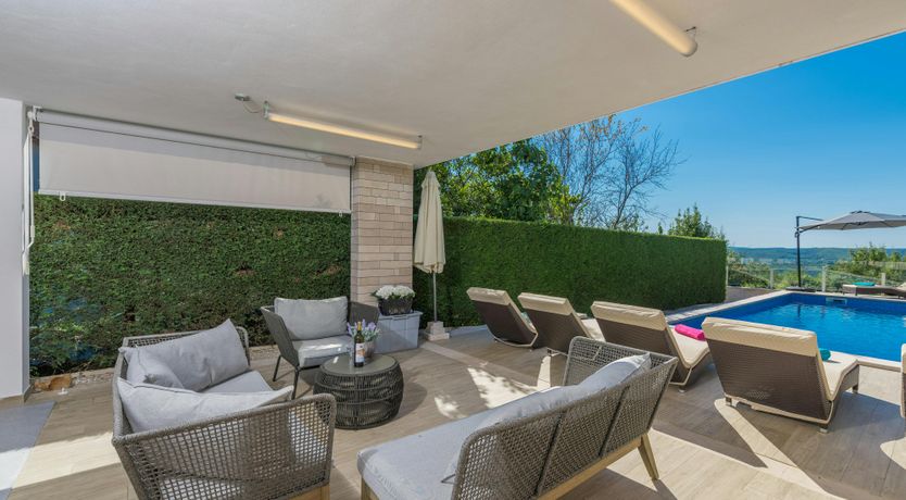 Photo of At the Opera House