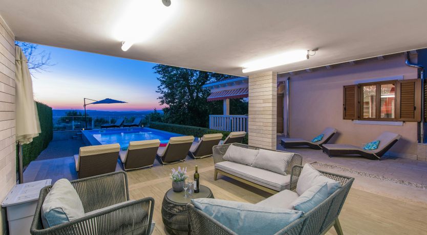 Photo of At the Opera House