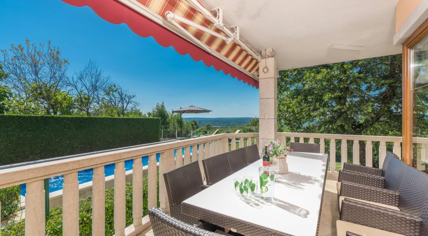 Photo of At the Opera House