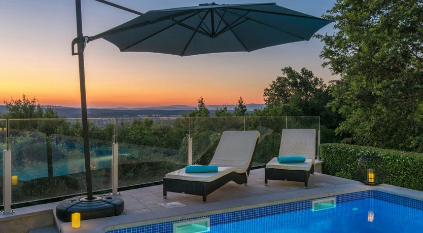 Photo of At the Opera House