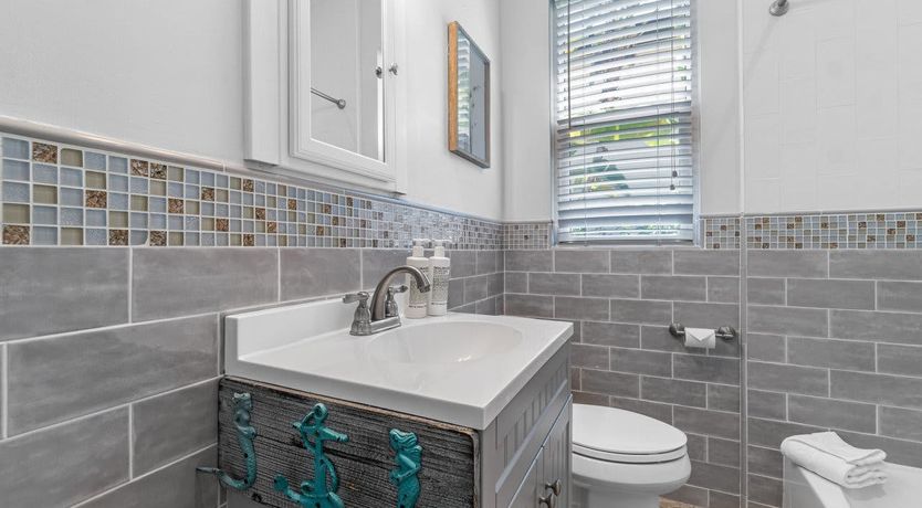 Photo of Palm to Palm