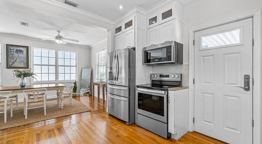 Photo of Palm to Palm