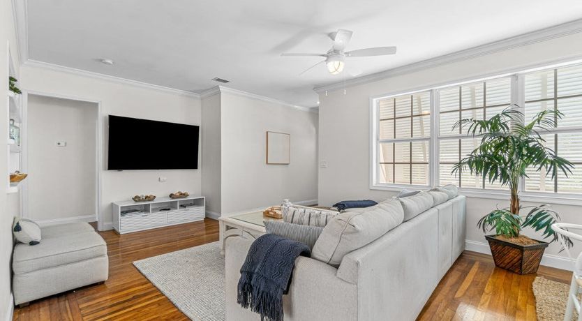 Photo of Palm to Palm